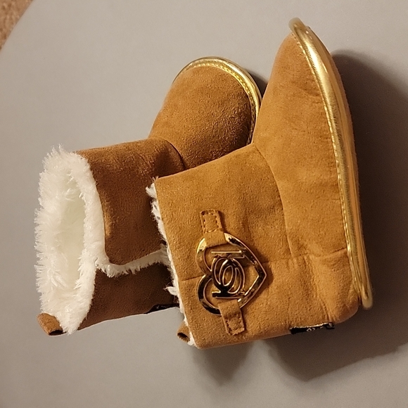 bebe Other - Bebe baby brown booties, size 4